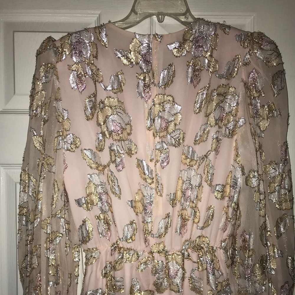 Vintage dress with metallic thread details - Picture 7 of 8